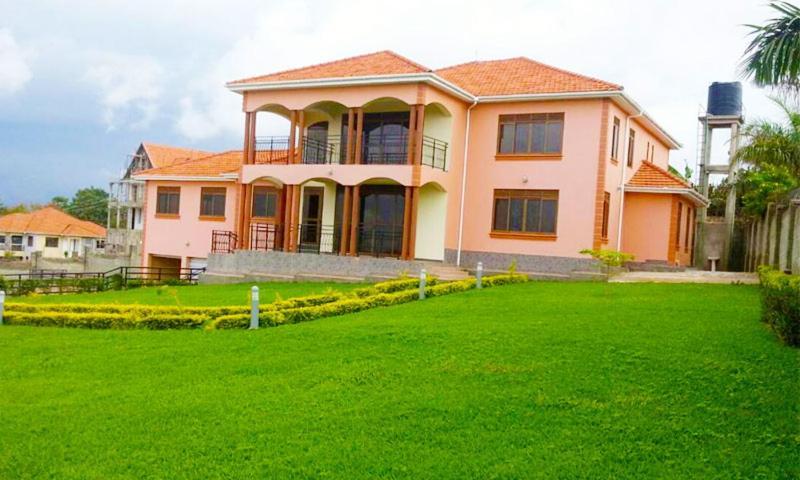 Precious Villas Lubowa Kampala Exteriör bild