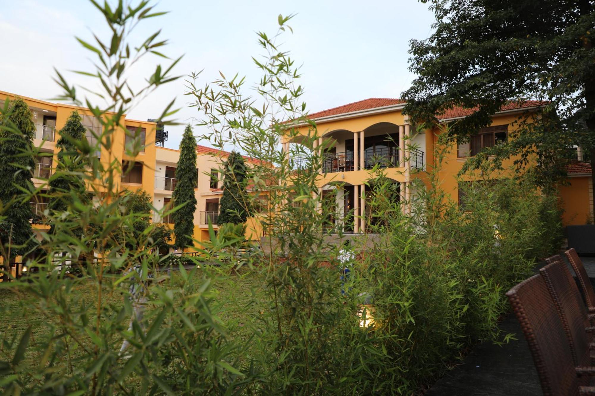 Precious Villas Lubowa Exteriör bild
